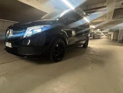 Schwarz Gebraucht 2022 Mercedes V250 Avantgarde Van / Kleinbus | 59.999 €