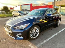 Blau Gebraucht 2021 Infiniti Q50 Limousine | 23.900 €