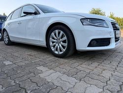 Weiß Gebraucht 2011 Audi A4 Ambition Kombi | 4.999 € (Guter Preis)