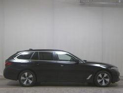Schwarz Gebraucht 2021 BMW 520 Performance Kombi | 18.450 € (Superpreis)