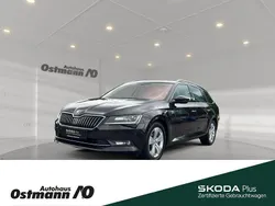 Magneticbraun metallic Gebraucht 2016 Skoda Superb Style Kombi | 18.750 € (Etwas zu teuer)