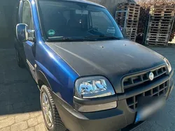 Blau Gebraucht 2002 Fiat Doblò Van / Kleinbus | 2.999 €