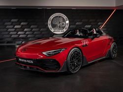 Rot Neu 2025 Mercedes 250 AMG Cabrio | 891.905 €