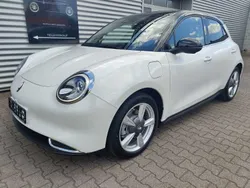 Weiß Neu 2024 Ora 03 Limousine | 30.690 € (Etwas zu teuer)