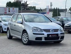 Silber Gebraucht 2004 VW Golf V Trendline Kleinwagen | 3.990 € (Etwas zu teuer)