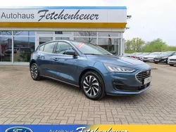 Chromablau Gebraucht 2024 Ford Focus Limousine | 22.990 € (Superpreis)