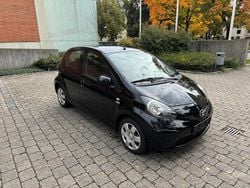 Schwarz Gebraucht 2007 Toyota Aygo Kleinwagen | 1.299 € (Superpreis)