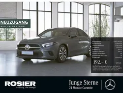 Grau Gebraucht 2021 Mercedes A250 Style Limousine | 25.675 € (Etwas zu teuer)