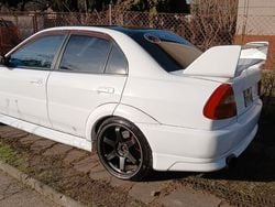 Weiß Gebraucht 1999 Mitsubishi Lancer Limousine | 29.900 € (Guter Preis)