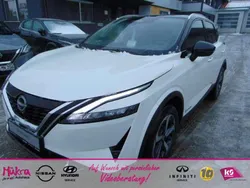 Pearl white pearl black Gebraucht 2024 Nissan Qashqai N-Connecta SUV | 30.850 € (Fairer Preis)