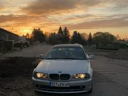 Silber Gebraucht 2000 BMW 320 M Sport Coupé | 3.000 €
