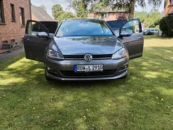 Grau Gebraucht 2014 VW Golf VII Kombi | 8.000 €