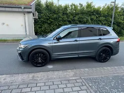 Grau Gebraucht 2022 VW Tiguan Allspace R-line SUV | 39.999 € (Etwas zu teuer)