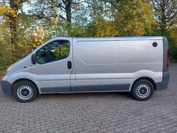 Silber Gebraucht 2008 Opel Vivaro Van | 6.500 € (Fairer Preis)