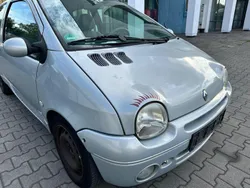Grau Gebraucht 2005 Renault Twingo Dynamique Kleinwagen | 1.750 € (Fairer Preis)