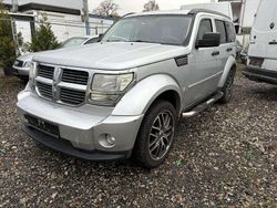 Grau Gebraucht 2008 Dodge Nitro SUV | 2.900 €