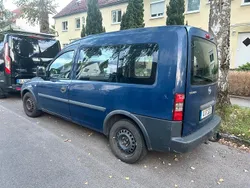 Blau Gebraucht 2008 Opel Combo Van / Kleinbus | 2.400 €