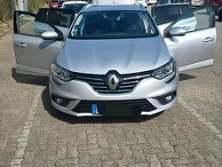 Silber Gebraucht 2017 Renault Mégane IV Limousine | 11.500 € (Superpreis)
