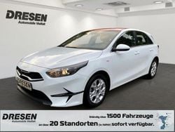 Weiss Gebraucht 2022 Kia Ceed Vision Kleinwagen | 19.850 € (Guter Preis)