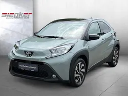 Grau Gebraucht 2024 Toyota Aygo Team Kleinwagen | 15.777 € (Fairer Preis)