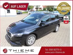 Weiß Gebraucht 2022 Skoda Fabia Ambition Limousine | 16.763 € (Guter Preis)