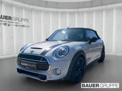 Silber Gebraucht 2018 Mini Cooper Cabriolet Cabrio | 21.930 €