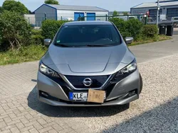 Grau Gebraucht 2019 Nissan Leaf Tekna Kleinwagen | 12.999 € (Etwas zu teuer)