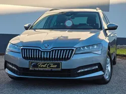 Grau Gebraucht 2020 Skoda Superb Kombi | 16.690 € (Teuer)