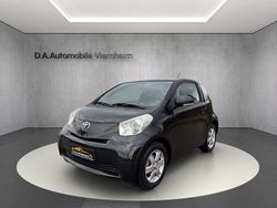Schwarz Gebraucht 2009 Toyota iQ Basis Kleinwagen | 5.950 € (Etwas zu teuer)