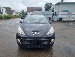 Schwarz Gebraucht 2014 Peugeot 207 CC Active Cabrio | 5.980 € (Fairer Preis)