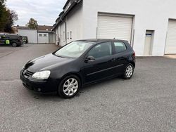 Schwarz Gebraucht 2005 VW Golf V Limousine | 1.550 € (Fairer Preis)