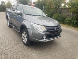 Grau Gebraucht 2017 Mitsubishi L200 Plus Abholung | 19.950 € (Fairer Preis)