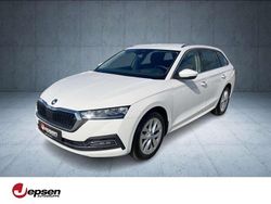 Candyweiß Gebraucht 2023 Skoda Octavia Style Kombi | 22.970 € (Fairer Preis)