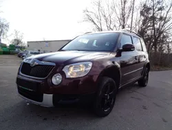 Rot Gebraucht 2011 Skoda Yeti Plus Edition SUV | 3.900 € (Etwas zu teuer)
