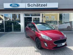 Rot Gebraucht 2018 Ford Fiesta Cool & Connect Kleinwagen | 10.900 € (Fairer Preis)