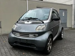 Grau Gebraucht 2000 Smart ForTwo Cabrio Pulse Cabrio | 2.650 €