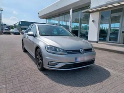 Silber Gebraucht 2019 VW Golf VII Comfortline Limousine | 14.590 € (Guter Preis)