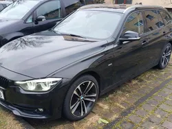 Schwarz Gebraucht 2017 BMW 320 Sport Line Kombi | 11.700 € (Superpreis)