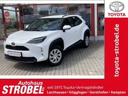 Schneeweiß Neu 2025 Toyota Yaris Cross Business Edition SUV | 24.380 €