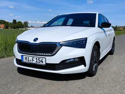 Weiß Gebraucht 2019 Skoda Scala Style Kleinwagen | 15.499 € (Fairer Preis)