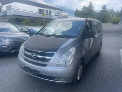 Grau Gebraucht 2010 Hyundai H-1 Comfort Van / Kleinbus | 3.480 €