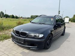 Blau Gebraucht 2002 BMW 320 Sport Line Kombi | 2.400 € (Superpreis)
