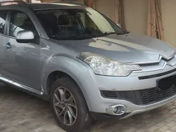 Silber Gebraucht 2010 Citroën C-Crosser Exclusive SUV | 4.500 € (Guter Preis)