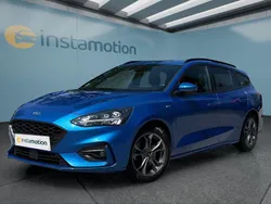 Blau Gebraucht 2021 Ford Focus Kombi | 19.499 € (Guter Preis)