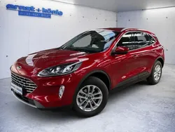 Lucid red metallic (metallic) Gebraucht 2024 Ford Kuga Titanium SUV | 31.790 € (Superpreis)