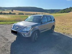 Grau Gebraucht 2005 Honda CR-V Executive SUV | 4.900 € (Teuer)