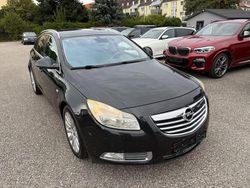 Schwarz Gebraucht 2011 Opel Insignia Innovation Kombi | 1.950 € (Teuer)