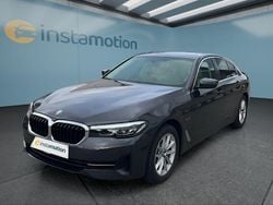 Grau Gebraucht 2022 BMW 520 Limousine | 32.149 € (Fairer Preis)