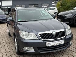 Grau Gebraucht 2011 Skoda Octavia Kombi | 5.199 € (Superpreis)