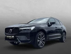 Onyx black (metallic) Gebraucht 2022 Volvo XC60 R-Design SUV | 43.880 € (Fairer Preis)